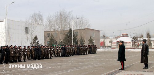 Аав ээжийн хөвгүүд эх орны хүү боллоо